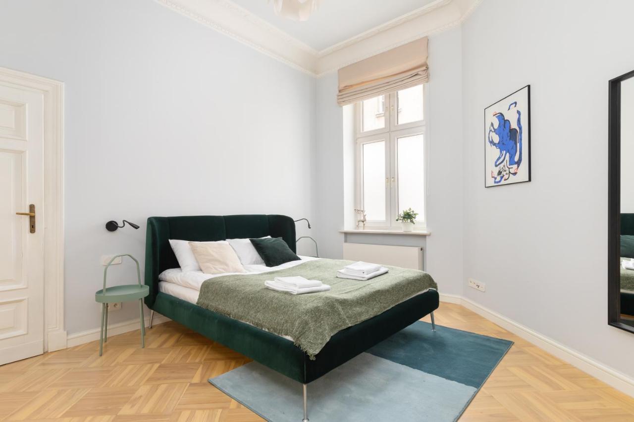 Marszalkowska 58 - Classy Two Bedroom Apartment With Balcony By Noclegi Renters Warsaw Exterior photo